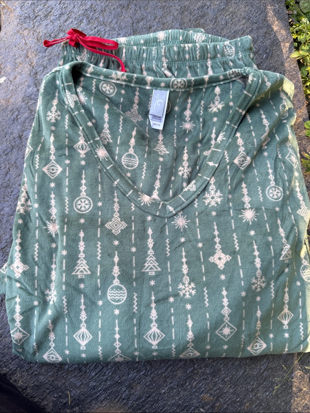 Pajama Set and Snowman